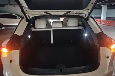 Li Auto Li Auto i6
