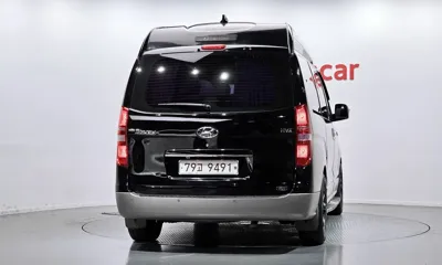 Hyundai Starex