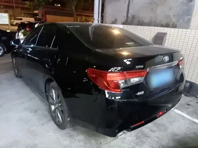 Toyota Reiz