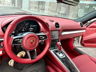 Porsche 718