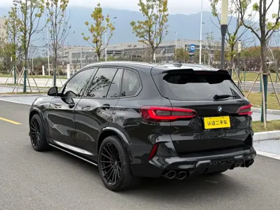 BMW X5 (Import)