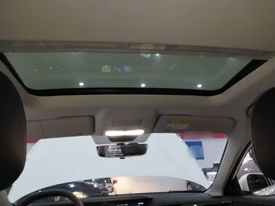 Roewe i5