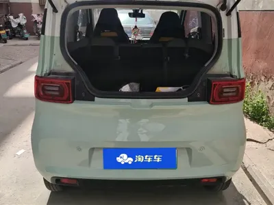 Wuling MINIEV