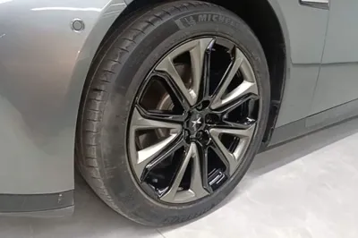 Xpeng P7