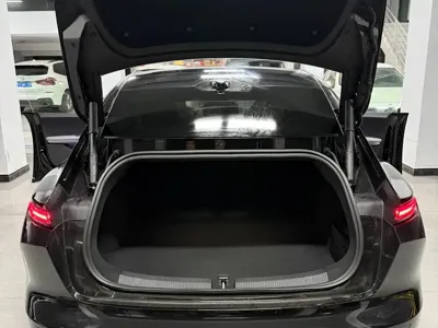 Nio ET5