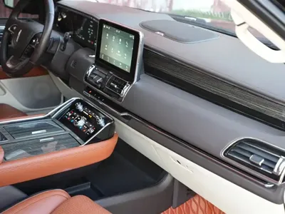 Lincoln Navigator