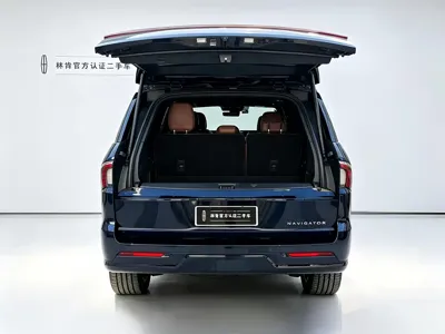 Lincoln Navigator