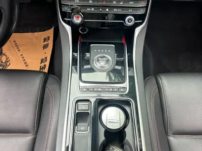Jaguar XEL