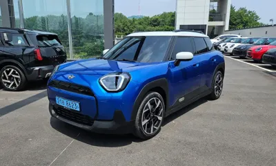 MINI Aceman