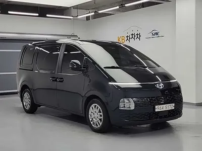 Hyundai Staria