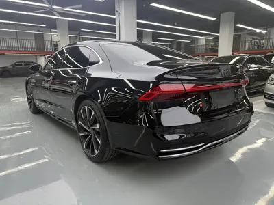 Audi A7L