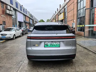 Li Auto 理想i6