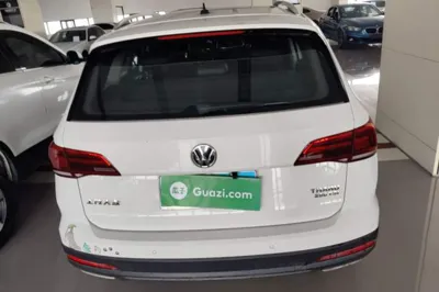 Volkswagen Tharu