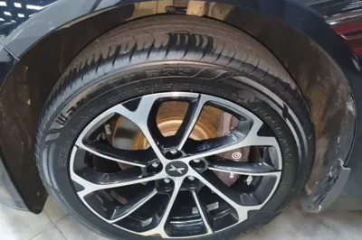 Xpeng P7