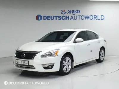 Nissan Altima