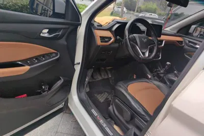 Wuling Hongguang S3