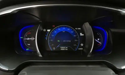 Renault-KoreaSamsung SM6