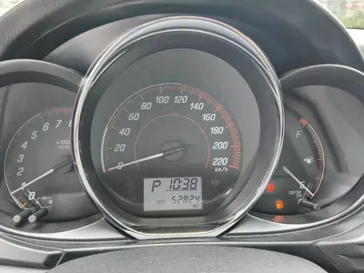 Toyota Yaris L