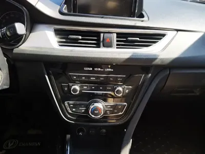 Changan V7