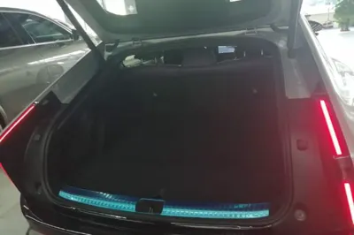 Xpeng P7
