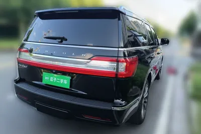 Lincoln Navigator