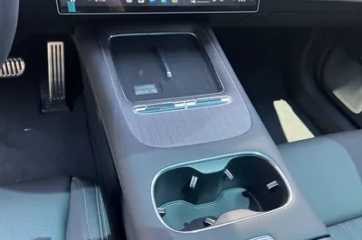Xiaomi Auto SU7