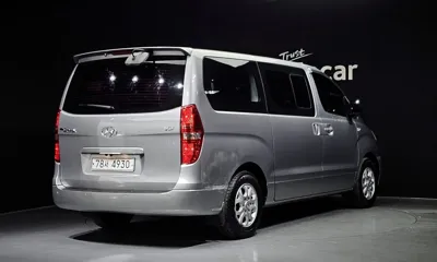 Hyundai Starex