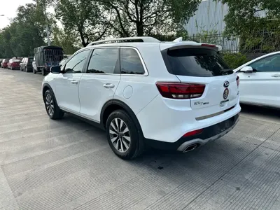 Kia KX7