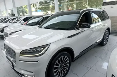 Lincoln Aviator