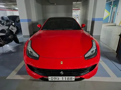 Ferrari GTC4 Lusso