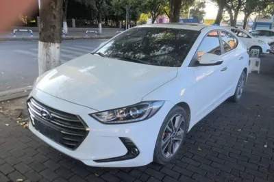 Hyundai Elantra (6th Generation