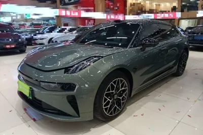 Zeekr 001
