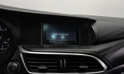 Infiniti Q30