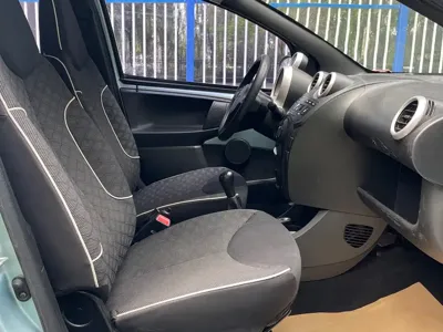 BYD F0