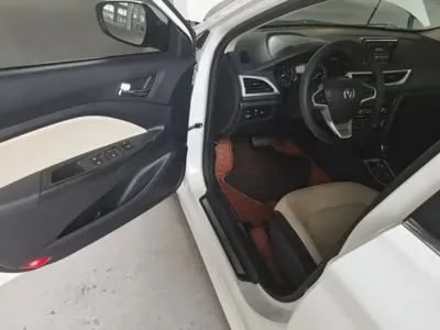 Changan V7