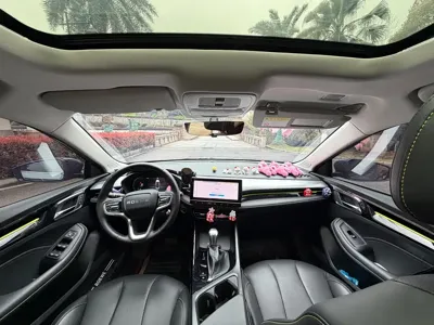Roewe i5