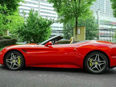 Ferrari California T