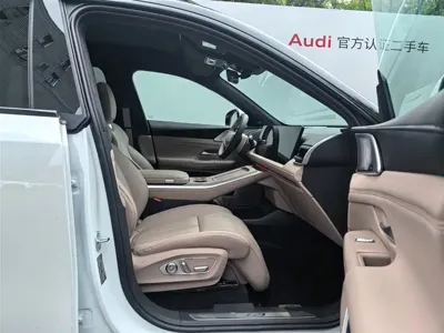 Xpeng G9