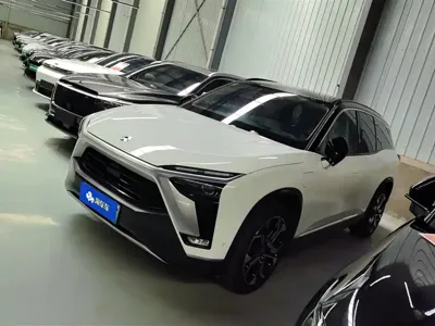 Nio ES8