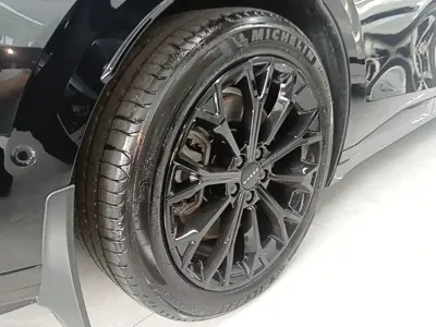 Zeekr 007GT