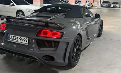 Audi R8