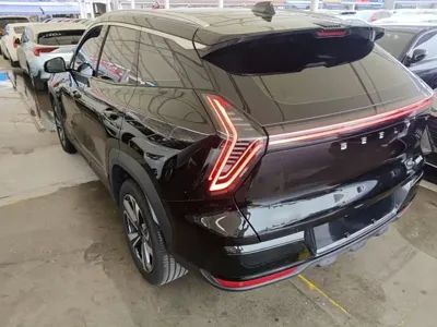 Geely Boyue L
