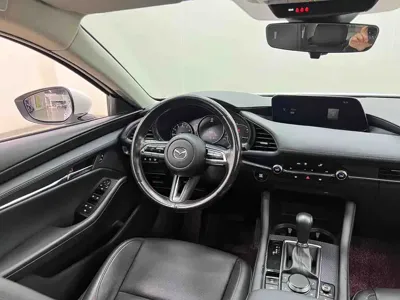 Mazda 3 Axela