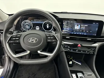 Hyundai Mistra