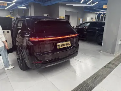 Li Auto Li L7