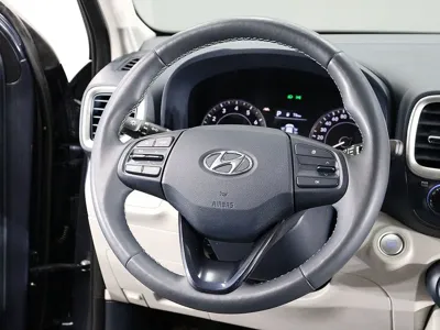 Hyundai Venue