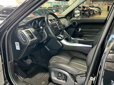 Land Rover Sport