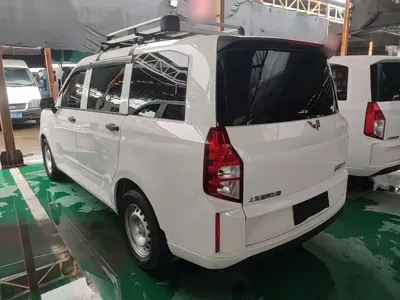 Wuling Hongguang Plus