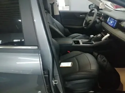 Roewe i5