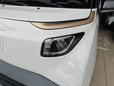 Baojun E200